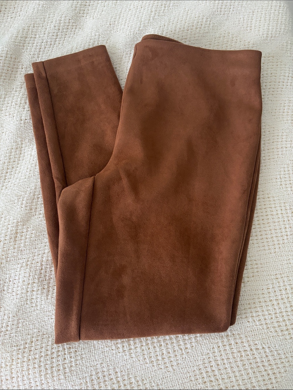 NYCC Women’s Faux Suede elastic waist pull on pants/leggings size Medium